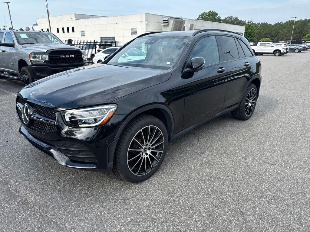 2022 Mercedes-Benz GLC GLC 300 — photo 1 of 27