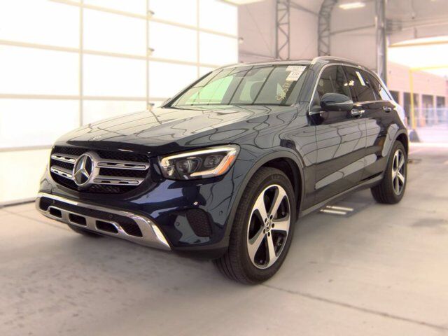 2021 Mercedes-Benz GLC GLC 300 — photo 1 of 1