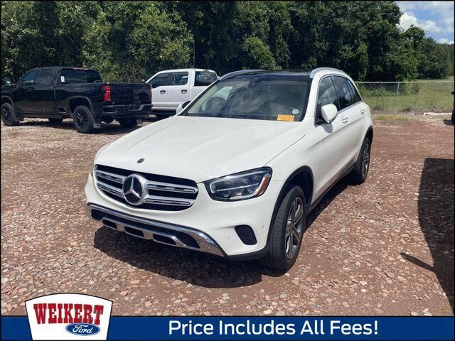 2021 Mercedes-Benz GLC GLC 300 — photo 1 of 10