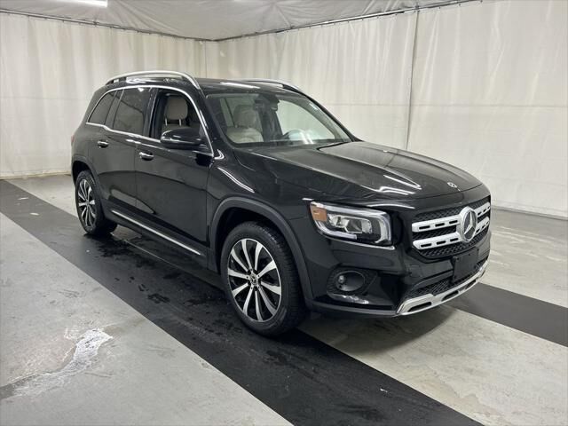 2022 Mercedes-Benz GLB GLB 250 4MATIC — photo 1 of 13