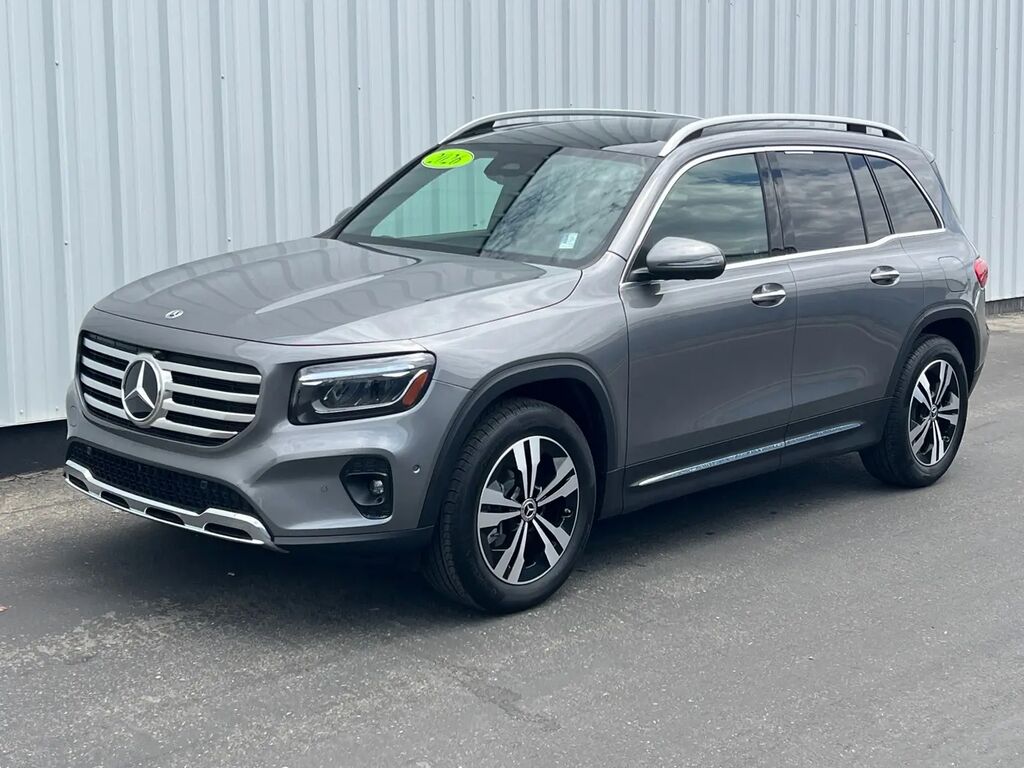 2026 Mercedes-Benz GLB GLB 250 4MATIC — photo 1 of 13