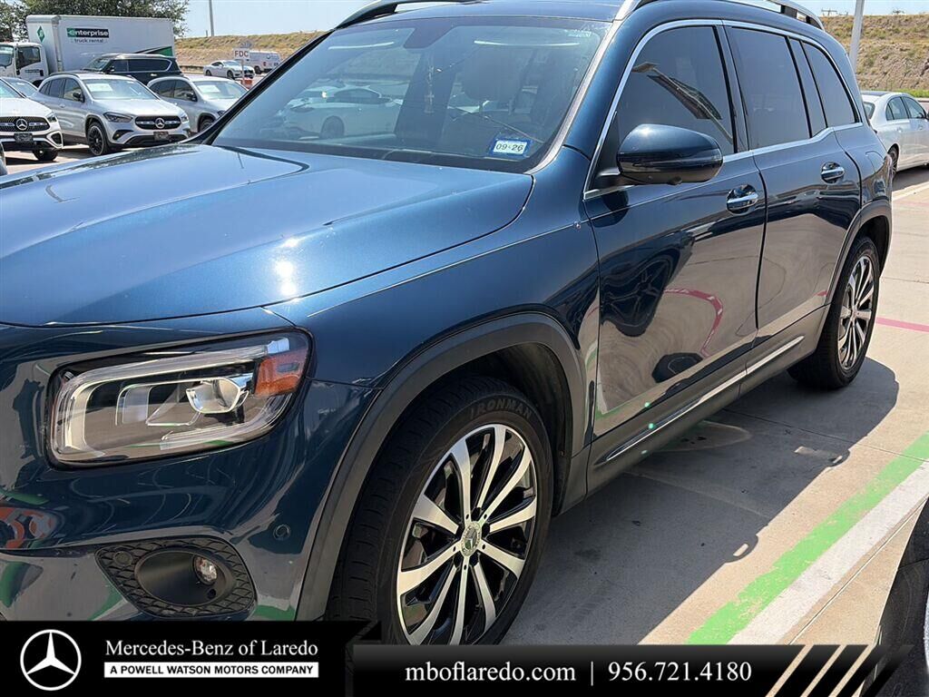 2022 Mercedes-Benz GLB GLB 250 — photo 1 of 13
