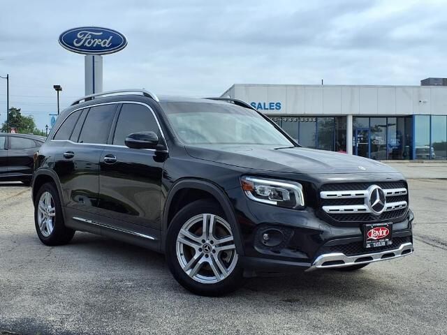 2022 Mercedes-Benz GLB GLB 250 4MATIC — photo 1 of 13