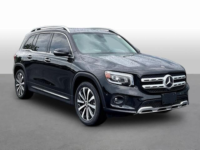 2023 Mercedes-Benz GLB GLB 250 4MATIC — photo 1 of 13