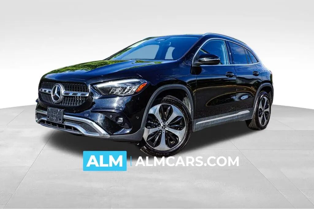 2025 Mercedes-Benz GLA GLA 250 — photo 1 of 21