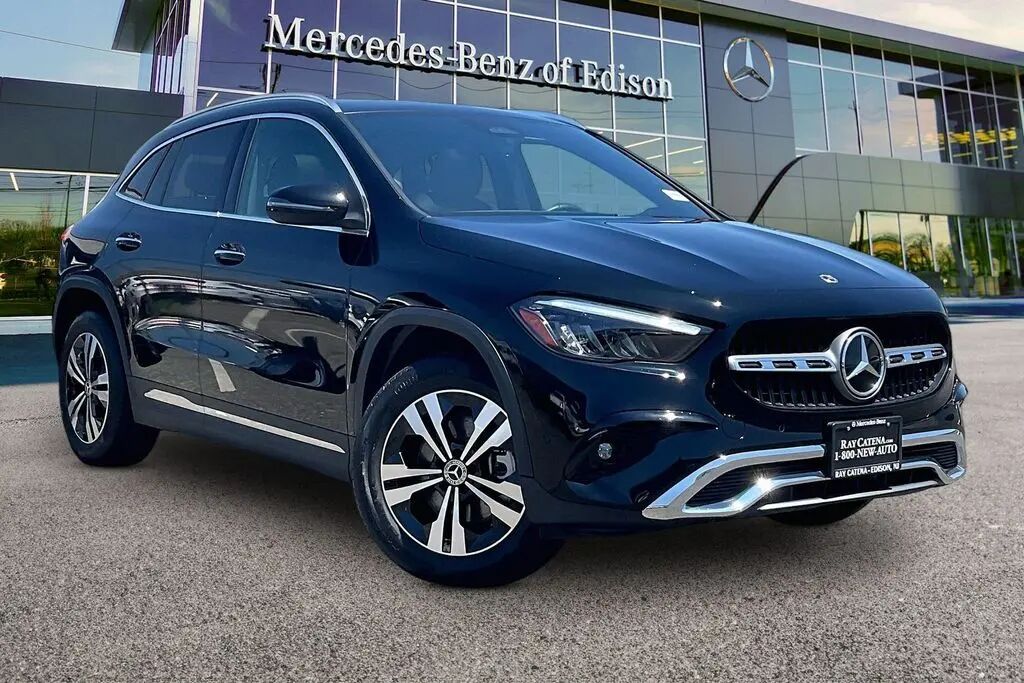 2024 Mercedes-Benz GLA GLA 250 4MATIC — photo 1 of 13