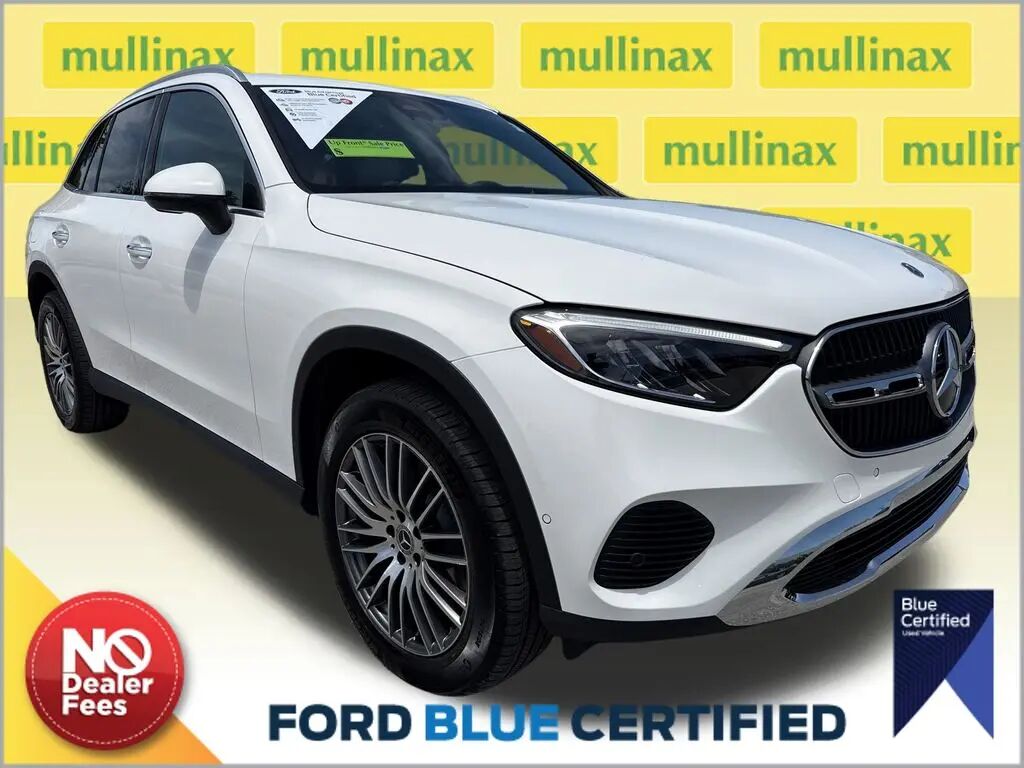 2025 Mercedes-Benz GLC GLC 300 — photo 1 of 23
