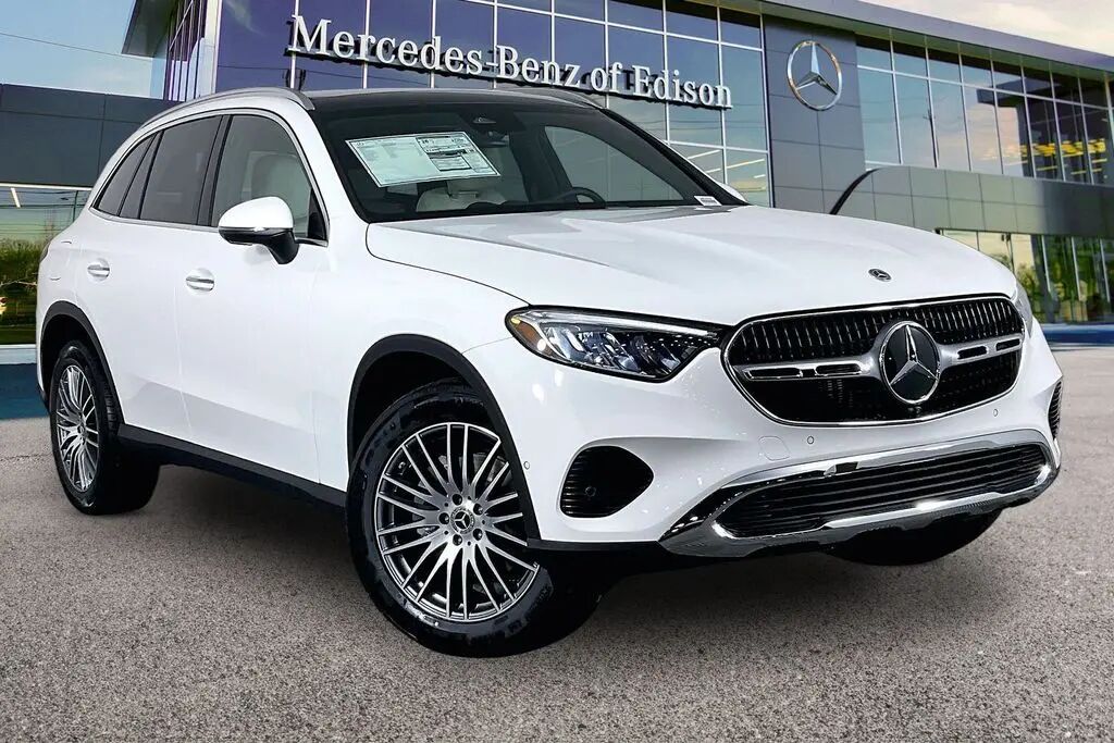 2026 Mercedes-Benz GLC GLC 300 4MATIC — photo 1 of 13