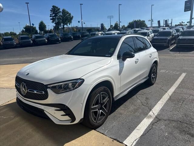 2024 Mercedes-Benz GLC GLC 300 4MATIC — photo 1 of 7