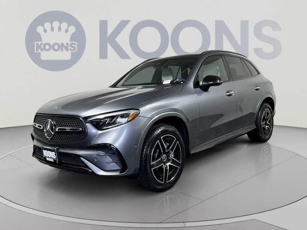 2023 Mercedes-Benz GLC GLC 300 4MATIC — photo 1 of 2