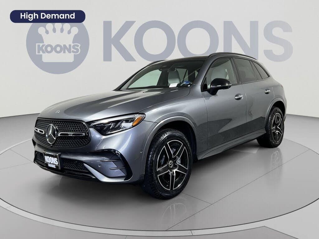 2023 Mercedes-Benz GLC GLC 300 4MATIC — photo 1 of 1