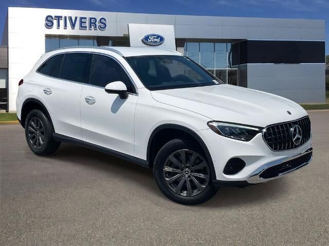2024 Mercedes-Benz GLC GLC 300 4MATIC — photo 1 of 26