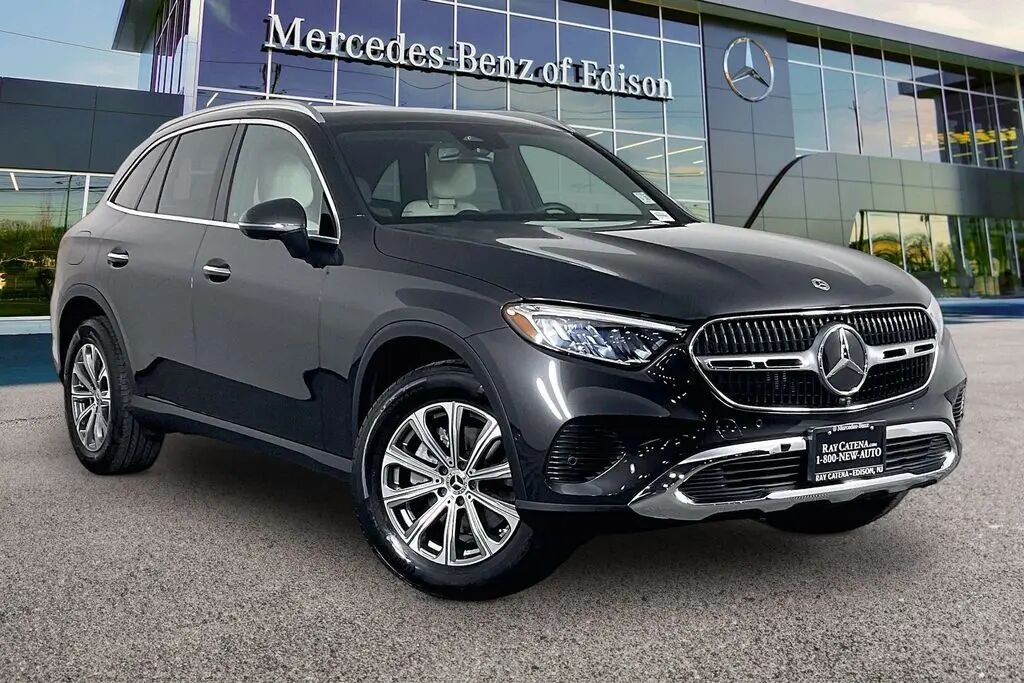 2026 Mercedes-Benz GLC GLC 300 4MATIC — photo 1 of 13