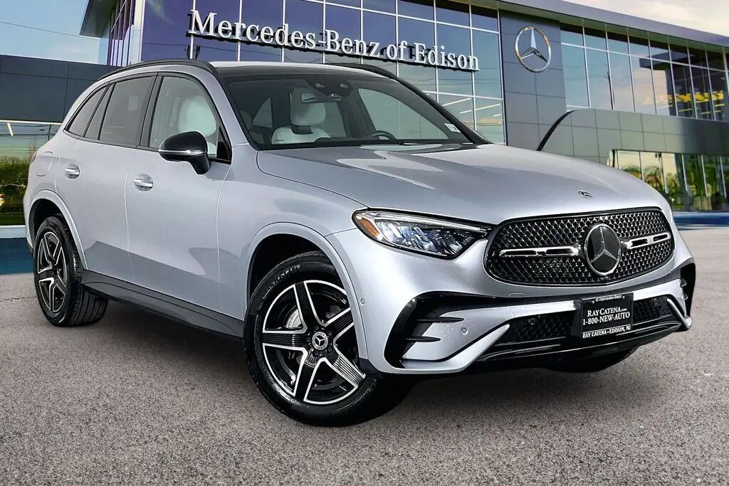 2026 Mercedes-Benz GLC GLC 300 4MATIC — photo 1 of 26