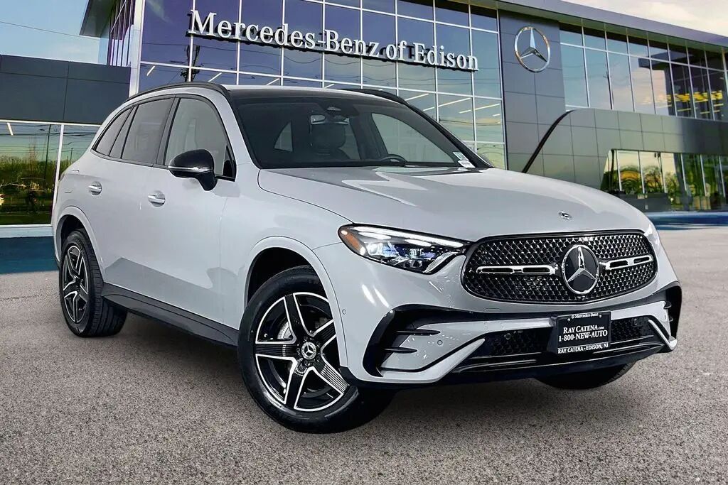 2026 Mercedes-Benz GLC GLC 300 4MATIC — photo 1 of 13