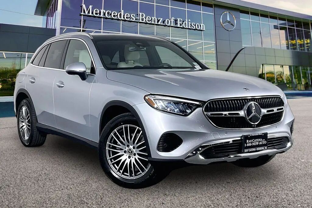 2026 Mercedes-Benz GLC GLC 300 4MATIC — photo 1 of 26