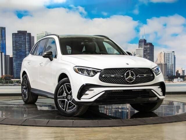 2026 Mercedes-Benz GLC GLC 300 4MATIC — photo 1 of 55