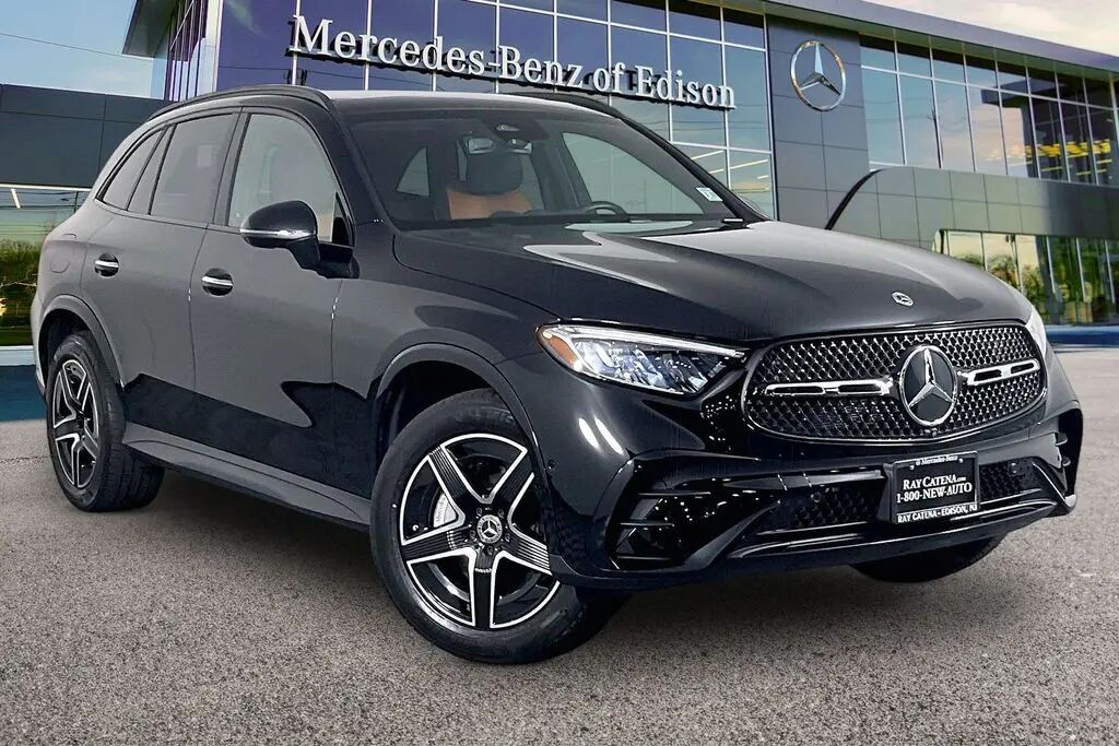 2026 Mercedes-Benz GLC GLC 300 4MATIC — photo 1 of 13