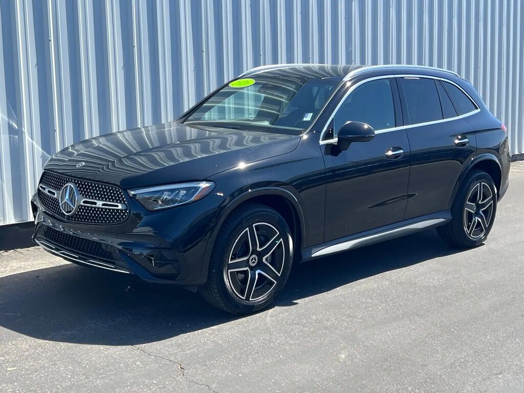 2026 Mercedes-Benz GLC GLC 300 4MATIC — photo 1 of 13
