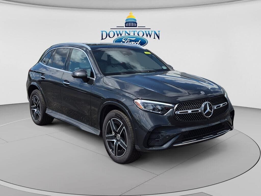 2026 Mercedes-Benz GLC GLC 300 4MATIC — photo 1 of 1