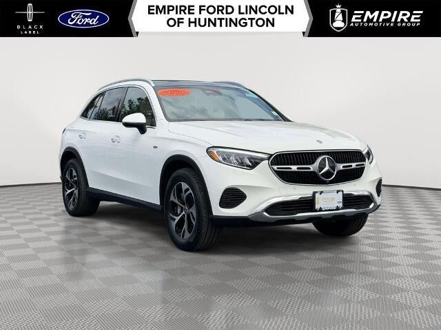 2025 Mercedes-Benz GLC GLC 350e 4MATIC — photo 1 of 13