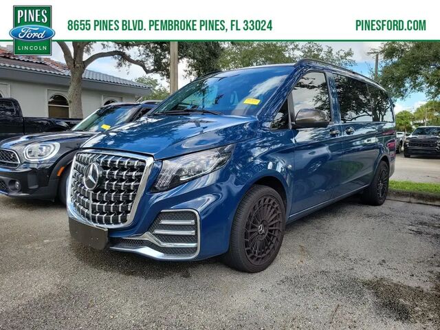 2023 Mercedes-Benz Metris Passenger