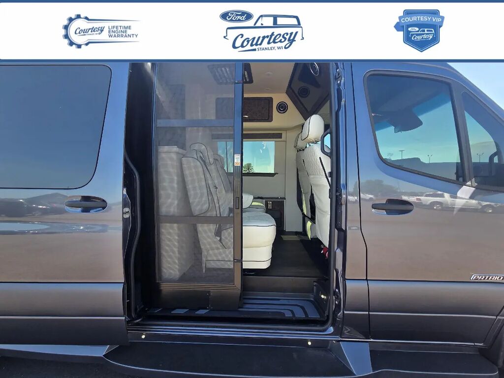 2021 Mercedes-Benz Sprinter 3500XD — photo 1 of 17