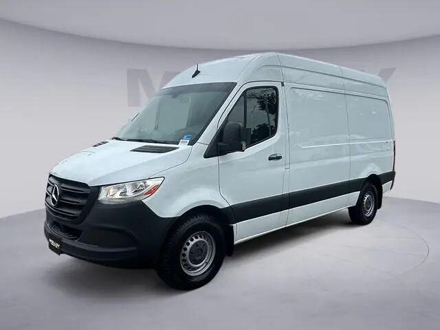 2022 Mercedes-Benz Sprinter 2500 — photo 1 of 13