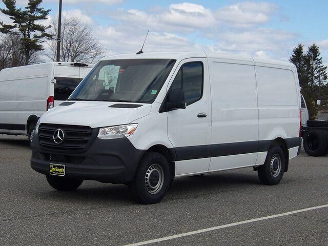 2025 Mercedes-Benz Sprinter 2500 — photo 1 of 13