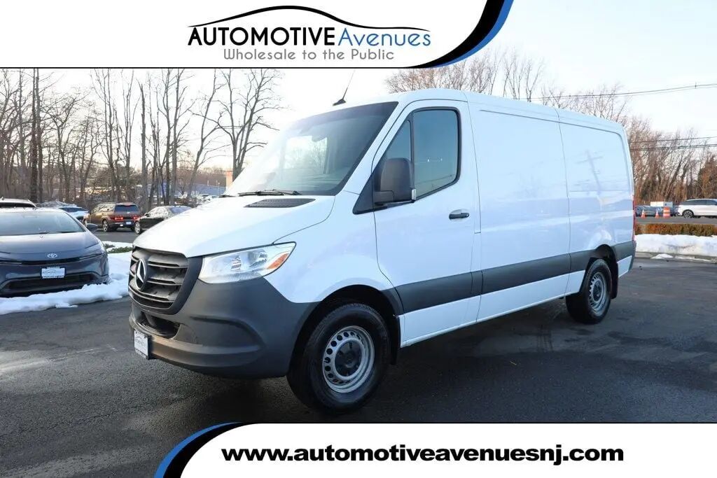 2025 Mercedes-Benz Sprinter 2500 — photo 1 of 26