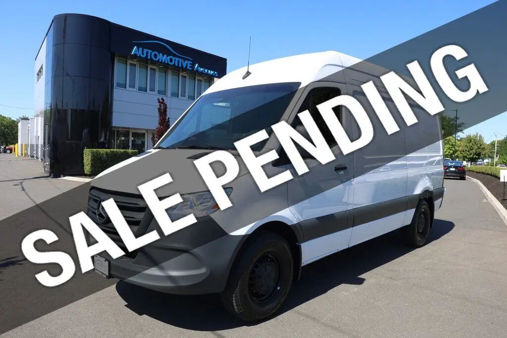 2025 Mercedes-Benz Sprinter 2500 — photo 1 of 13