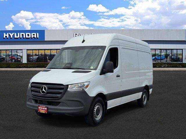 2025 Mercedes-Benz Sprinter 2500 — photo 1 of 13