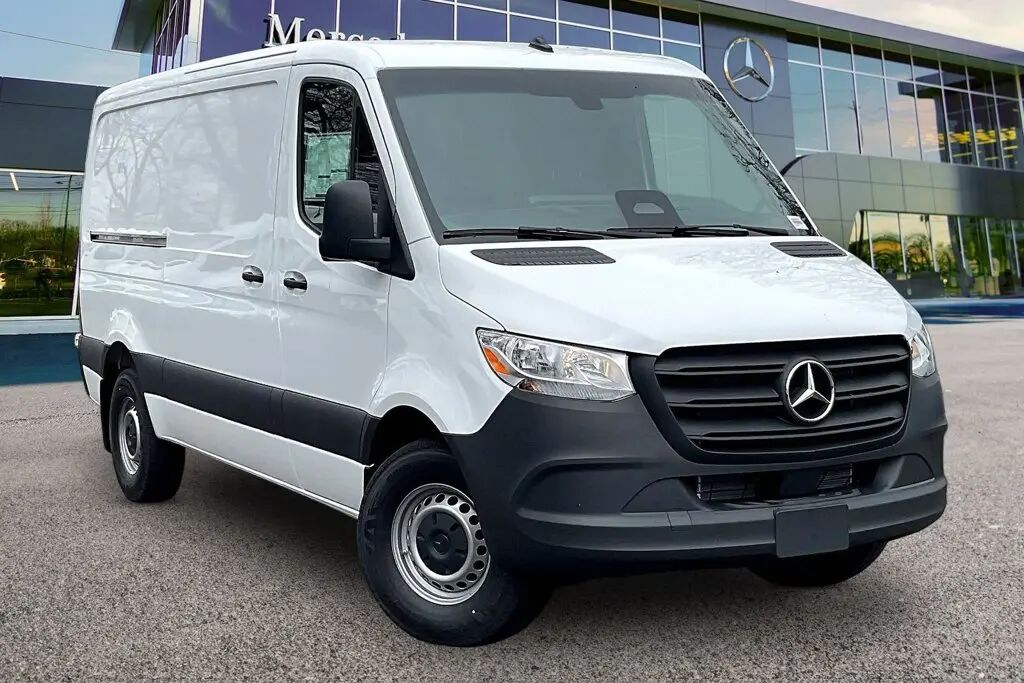 2026 Mercedes-Benz Sprinter 2500 — photo 1 of 12