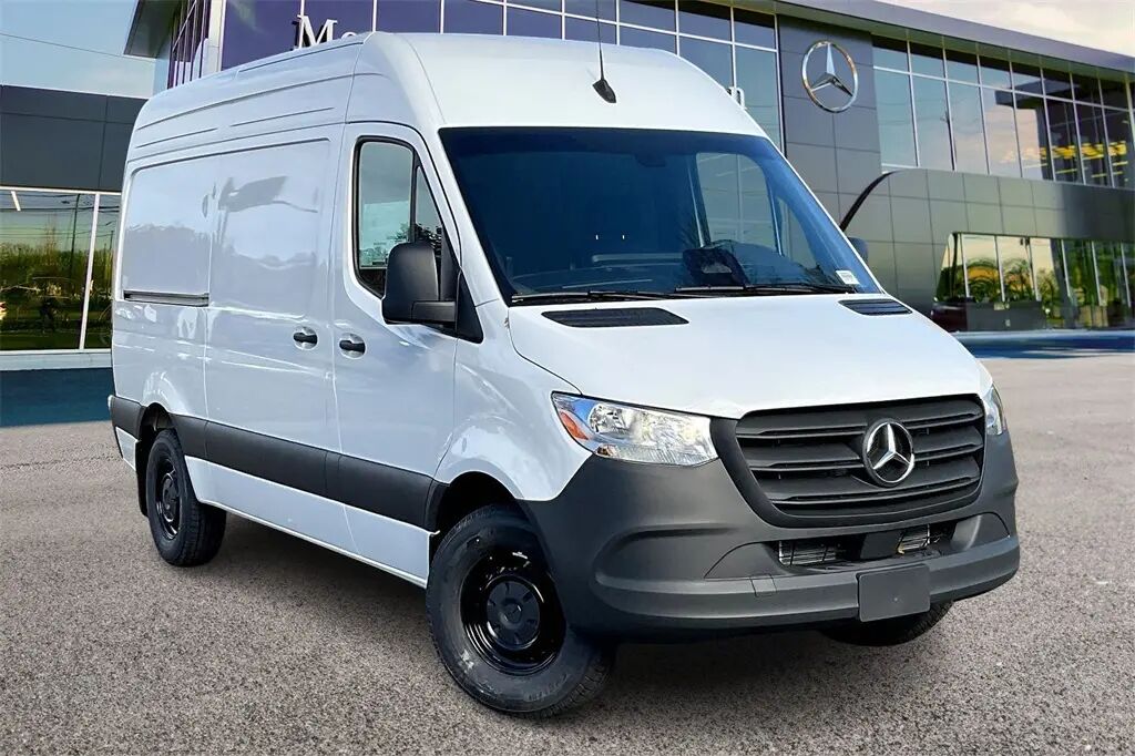 2026 Mercedes-Benz Sprinter 2500 — photo 1 of 38