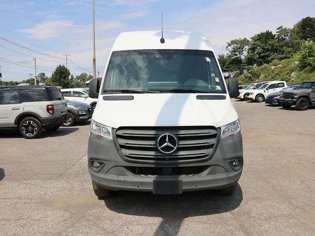 2023 Mercedes-Benz Sprinter 2500