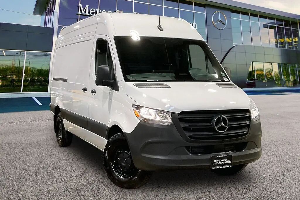 2026 Mercedes-Benz Sprinter 2500 — photo 1 of 13