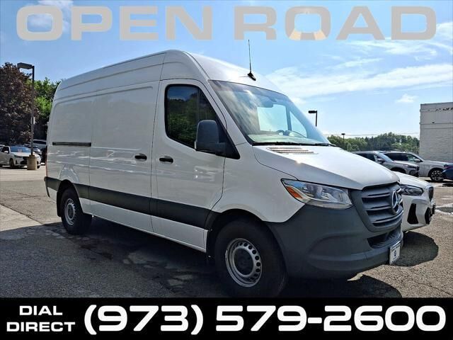 2023 Mercedes-Benz Sprinter 2500 — photo 1 of 17