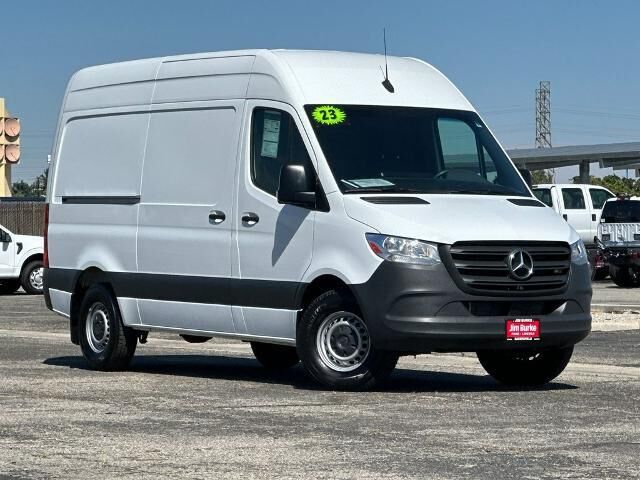 2023 Mercedes-Benz Sprinter 2500