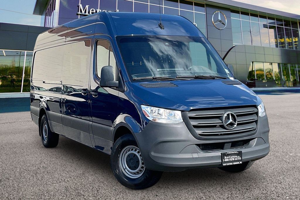 2024 Mercedes-Benz Sprinter Cargo Van Cargo 170 WB — photo 1 of 13
