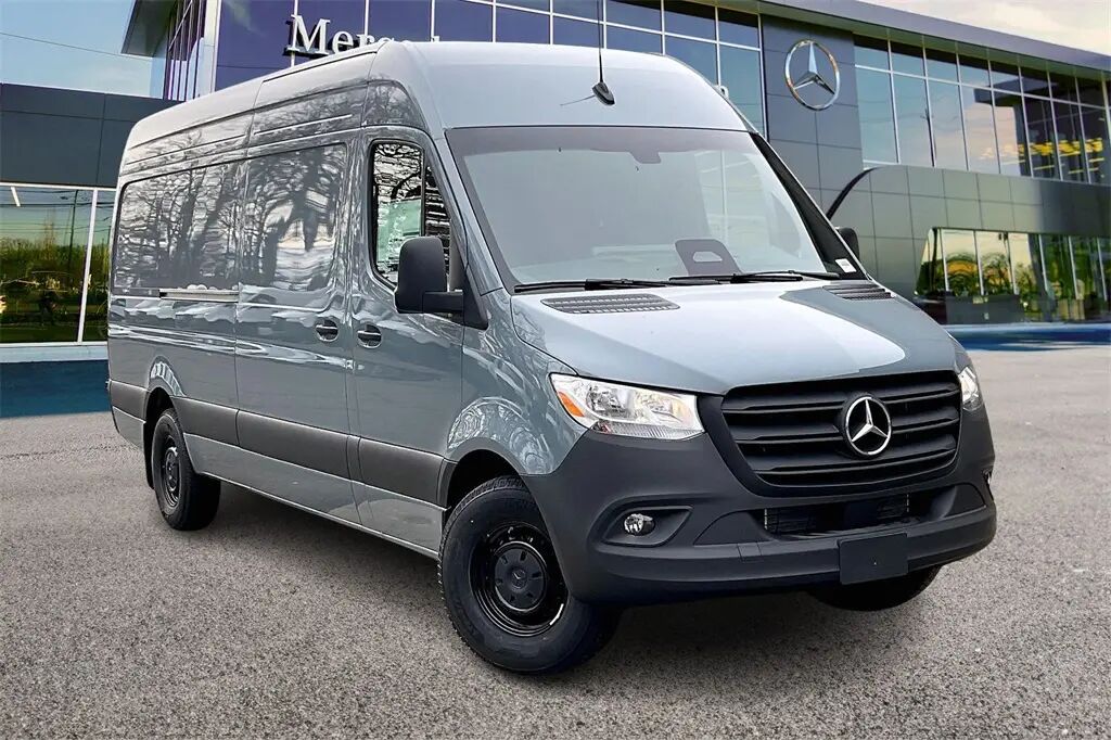 2026 Mercedes-Benz Sprinter 2500 — photo 1 of 13