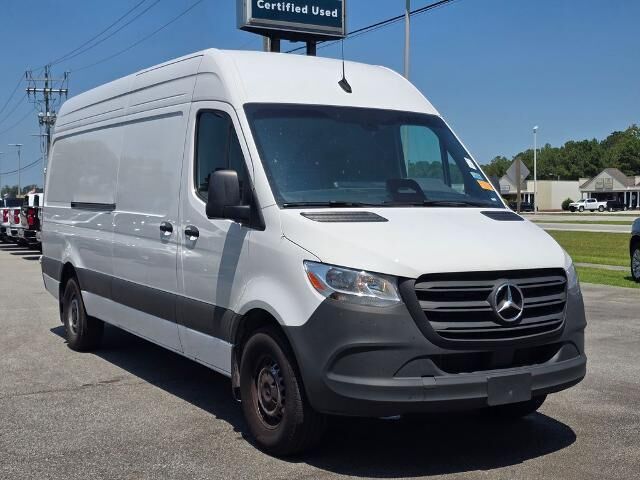 2025 Mercedes-Benz Sprinter 2500 — photo 1 of 52
