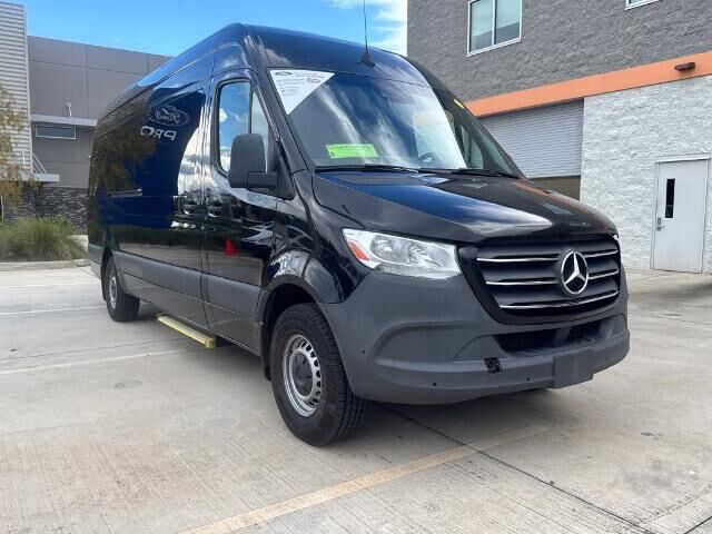 2023 Mercedes-Benz Sprinter 2500
