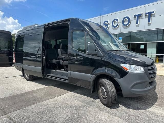 2025 Mercedes-Benz Sprinter 2500