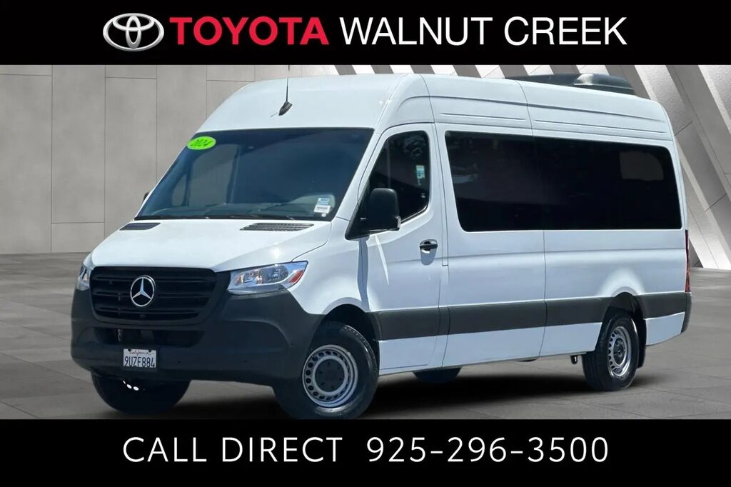 2024 Mercedes-Benz Sprinter 2500 — photo 1 of 10