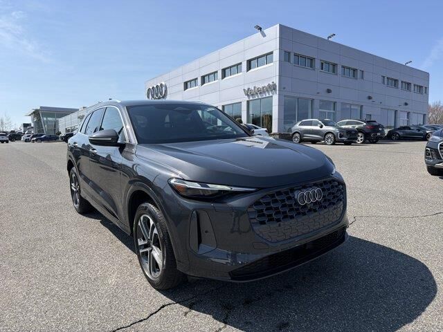 2025 Audi All-new Q5 quattro Premium TFSI
