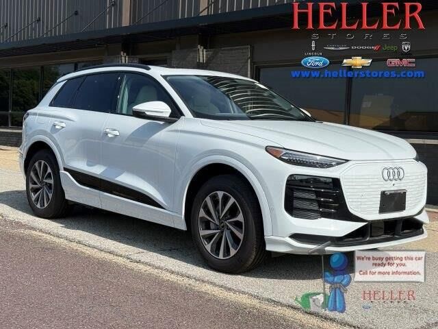 2025 Audi Q6 e-tron quattro Premium Plus