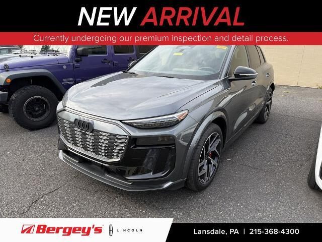 2025 Audi SQ6 e-tron quattro Premium Plus — photo 1 of 20