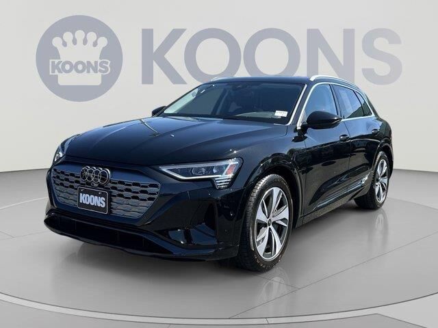 2024 Audi Q8 e-tron quattro Premium Plus