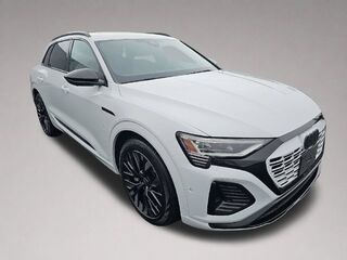 2024 Audi Q8 e-tron Prestige