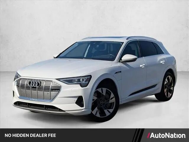 2023 Audi e-tron quattro Premium